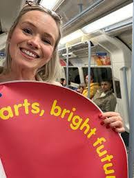 Sally Helwig's Instagram, Twitter & Facebook