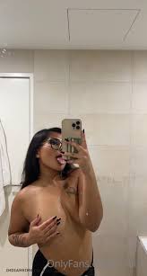 Nepal Nepali College Girl Showing Tits To Classmates Images - XXXPicss.com