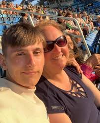 Bonus ball 16th August 2025: Congratulations to Carmen Dojahn-Wood who wins  the £350- this week with ball number 37. 😎🔴🟡🔴🟡🍾