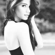 Kate Alba-Hen (moonk8)