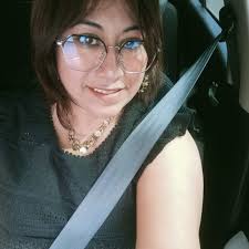 Hacer un falso crecimiento👩🏻 es ideal cuando realizas decoloraciones  👩🏻‍🦳 globales. 🌎 Da una apariencia mucho más natural cuando empieza a  crecer el cabello y queda perfecto con los tonos 🎨 para