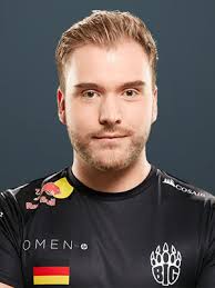 denis CS:GO Settings and Gear (June 2025)