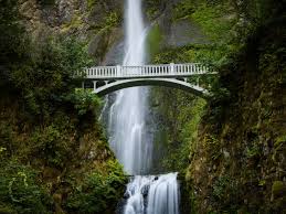 With the high rainfall in washington corresponding with the volcanic peaks in the northwest, those are two main factors contributing to the plethora of waterfalls in washington. The Most Beautiful Waterfalls In The World
