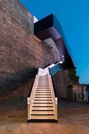 Modernes Treppen Design Mit Led Beleuchtung Am Ufer In Plymouth Architektur Moderne Treppen Und Treppen Design