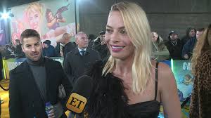 Actor margot robbie and producer tom ackerley attend the 75th annual golden globe awards at the beverly hilton hotel on january 7, 2018 in beverly hills. Margot Robbie On Pulling Off Her Own Stunts In Birds Of Prey Exclusive Entertainment Tonight