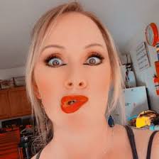 Katie Brink Anderson (kikibrink1)