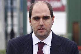 La carrera al sillón de la anfp ya comenzó oficialmente con la confirmación de las listas de pablo milad y lorenzo. Esposa De Jadue Acusa Que El Ex Presidente De La Anfp Entro A Miami Con 500 Mil Dolares El Mostrador