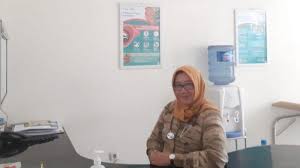 Madu juga masih menyimpan banyak kandungan yang baik untuk tubuh, seperti zat besi, bermacam vitamin, mineral, magnesium dan enzim. Cara Obati Botulisme Gejala Penyebab Dan Faktor Pemicu Botulisme Tribun Lampung