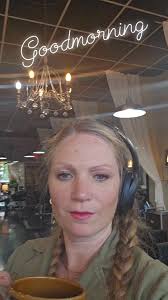 Don't forget to love your Mom.❤️ we have gift cards and custom shampoos.