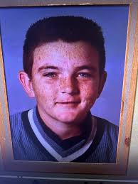 Who is the father of The Jezebels' guitarist?