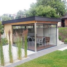 Was Kostet Ein Gartenhaus Homify In 2020 Gartenlaube Pavillon Ideen Flachdach Gartenhaus
