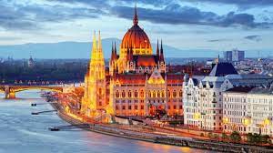 Budapest river cruise firmasının turları, seçilen kategoriye göre 12,50 euro ile 88 euro arasında değişiyor. Ø¨ÙˆØ¯Ø§Ø¨Ø³Øª Ù‚ØµØ© Ø¹Ø§ØµÙ…Ø© Ø£ÙˆØ±ÙˆØ¨ÙŠØ© Ø°Ø§Øª Ù‡ÙˆÙŠØªÙŠÙ† Ù…Ø®ØªÙ„ÙØªÙŠÙ† Bbc News Ø¹Ø±Ø¨ÙŠ