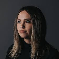 Hannah Mcclure's Instagram, Twitter & Facebook