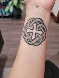 Collection of 25+ celtic knot tattoo on waist for girls my tattoo(: Celtic Knot Father Daughter Tattoo Novocom Top