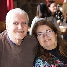 They looked very much alike 👀