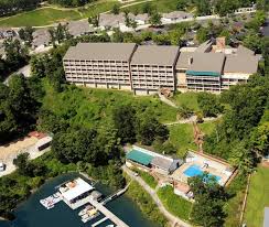 Extending from lake of the ozarks in missouri on down into the entire northern portion of arkansas, the ozarks offer incredible natural beauty as well a lots of opportunities for all kinds of entertainment. The 10 Best Pet Friendly Hotels In Lake Of The Ozarks Of 2021 With Prices Tripadvisor