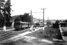 Linia electrică Arad – Podgoria: 1. Arad – Arad CFR-Micălaca haltă – Micălaca – Glogovăţ – Mândruloc – Cicir – Sâmbăteni – Ghioroc CFR – Ghioroc Piaţă 2. Ghioroc Piaţă – Cuvin –