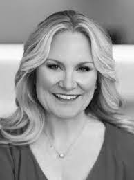 Jennifer Peerman's Instagram, Twitter & Facebook