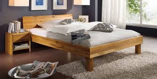 Dieses bett ist aus massivem kiefernholz gefertigt, was es besonders stabil und widerstandsfähig macht. Bett Holz 160x200 Versandfrei Kaufen Massivmoebel24
