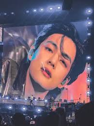 Taehyung's bareface is everything. 💜💜💜 __Gee Dee ©tto