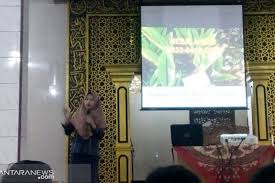 Setelah diberi penyuluhan, pengunjung poli kandungan diharapkan mampu : Yayasan Sosialisasi Kanker Kenalkan Tiga Jenis Tumbuhan Obat Kanker Antara News