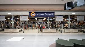 Sole 365 apre al Centro Campania, si cerca personale. Info e dettagli -  Agro 24