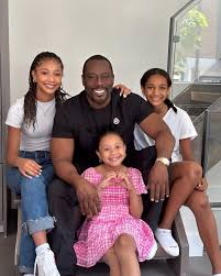 Leonard Hill (@therealleonardhill) • Instagram photos and videos