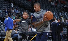 The wags of carmelo anthony (la la), chris paul and isaiah thomas just shared the first look of their sons as the faces of sean john kids. Isaiah Thomas Son Gets A Taste Of The Nba Life In Hard Hitting Interview