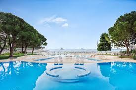 Monaco, officially the principality of monaco (french: Monaco Hotel Mit Eigenem Strand Le Meridien Beach Plaza Monte Carlo Bewertungen Tripadvisor
