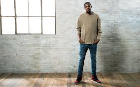 Make your mark on the game with a variety of fresh colors and styles for men and youth players. Sole Of The Warriors Kevin Durant Golden State Warriors