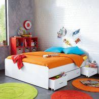 Filedanstachambre vous propose aussi bien du lit bébé et de la puériculture que du lit enfant, du lit superposé, du bureau, de la commode ainsi qu'une grande. Lit Ado Lit Et Mobilier Chambre Ado Un Max D Idees