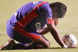 No minuto 14 do segundo tempo, o árbitro cleber abade marcou um falta de ataque de jean perto da linha de fundo. Serginho Paulo Sergio Oliveira Da Silva