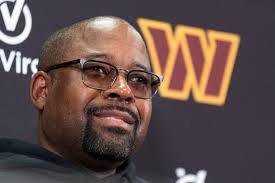 Jets' Mosley has a herniated disk in his neck, Smith ruled out with a neck  ailment