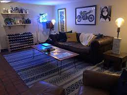 My Place In Boston Mens Apartment Decor College Apartment Decor Apartment Layout