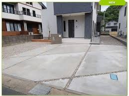 アプローチ及び駐車場のコンクリート設置 福井県小浜市 ガーデニング ガーデン のアイビー 玄関アプローチ デザイン 家 外観 庭 リフォーム