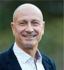 Danny Leopold's Instagram, Twitter & Facebook