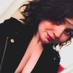 Merryn Macbean's Instagram, Twitter & Facebook