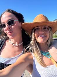 Libby Lou ❕💭 🏁 (@libbyhendricks) • Instagram photos and videos