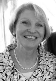 Barbara Munns's Instagram, Twitter & Facebook