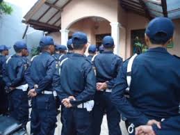 Meski sulit untuk menemukan informasi paling akurat. Gaji Satpam Bri Di Pasuruan Mengetahui Gaji Pegawai Bank Bri Outsourcing Dubai Khalifa Kemudian Ada Posisi Senior Manager Yang Gajinya Rp32 5 Juta Senior Auditor Rp25 5 Juta Assistant Vice President Rp25