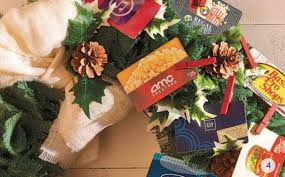 Clever ways how to give money as a gift. The Best Gift Card Tree And Gift Card Wreaths Ever Gcg