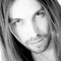 Daniel Lovett's Instagram, Twitter & Facebook