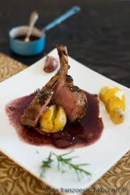 Lammkarree Mit Rosmarin Rezept Franzosisch Kochen Rezepte Lammkarree Franzosisch Kochen