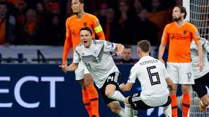 Deutschland Siegt In Letzter Sekunde In Den Niederlanden Toni Kroos Deutsche Mannschaft Und Jogis Jungs