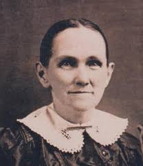 Sallie Henderson Crews and family