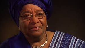 Le 23 novembre 2005, Ellen Johnson Sirleaf est investie Présidente de la  République du Libéria