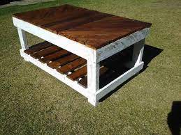 Build coffee table out of a wooden pallet: Diy Coffee Table Out Of Pallet Wood
