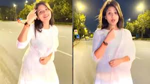 Anjali Arora shares reel on Temporary Pyar in ethnic outfit; troll  writes, Porn star ho aap toh