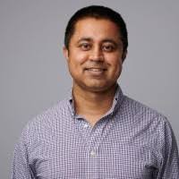 Robert Magoon's Instagram, Twitter & Facebook