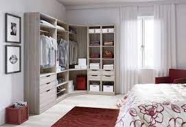 Quand il s'agit de concevoir une chambre, il existe de nombreux types de modèles. Epingle Sur Dressing